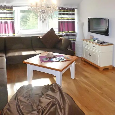 Markus, Suederschwei, Cleaning Included * Stadland